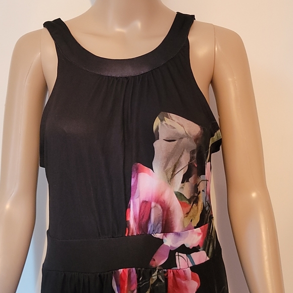 Floral floor length dress - Picture 2 of 14